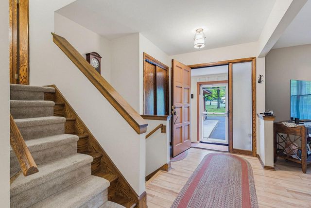 1820 Candlewood LANE, Richfield, WI 53076