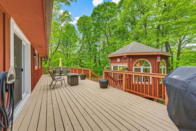 1820 Candlewood LANE, Richfield, WI 53076