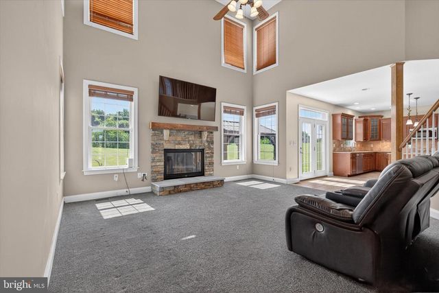 445 CAPITOL HILL RD, Dillsburg, PA 17019