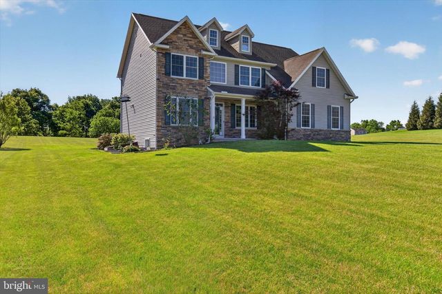 445 CAPITOL HILL RD, Dillsburg, PA 17019