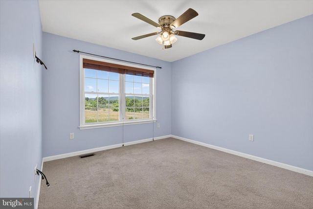 445 CAPITOL HILL RD, Dillsburg, PA 17019