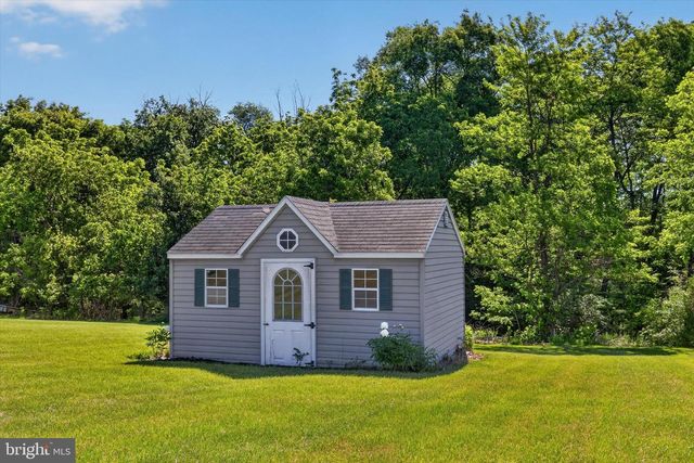 445 CAPITOL HILL RD, Dillsburg, PA 17019