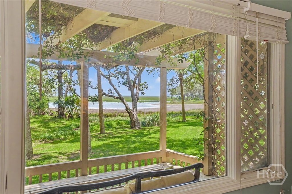 Image 1 of property listing at 3 Harbor View Court, Savannah, GA 31411