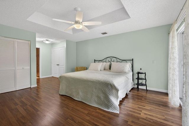 152 Eagleton Court, Palm Beach Gardens, FL 33418