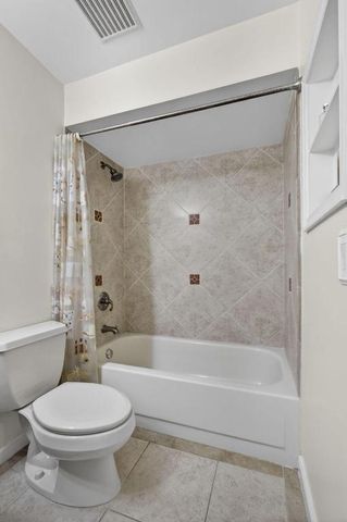 152 Eagleton Court, Palm Beach Gardens, FL 33418