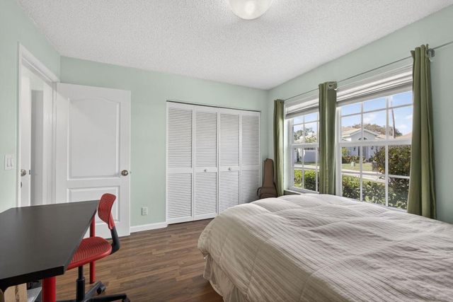 152 Eagleton Court, Palm Beach Gardens, FL 33418