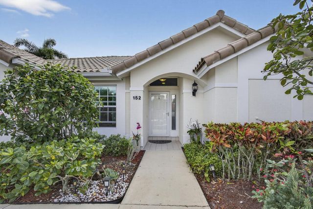 152 Eagleton Court, Palm Beach Gardens, FL 33418