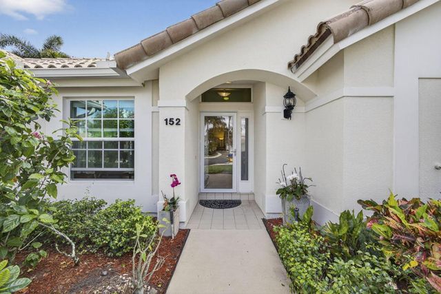 152 Eagleton Court, Palm Beach Gardens, FL 33418