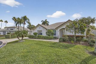 152 Eagleton Court, Palm Beach Gardens, FL 33418