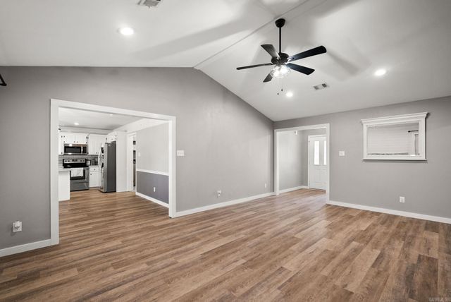 12 MALLARD, Cabot, AR 72023