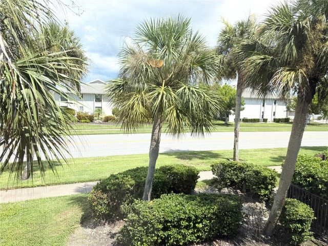 937 CAPRI ISLES BOULEVARD 56, Venice, FL 34292