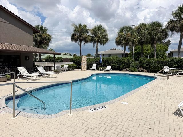 937 CAPRI ISLES BOULEVARD 56, Venice, FL 34292