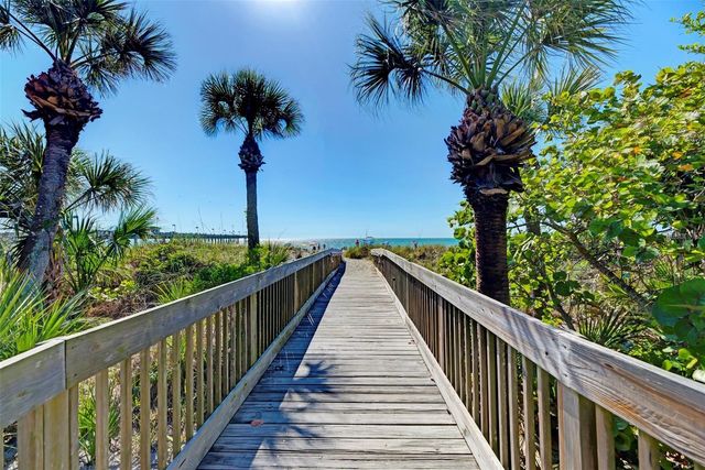 937 CAPRI ISLES BOULEVARD 56, Venice, FL 34292