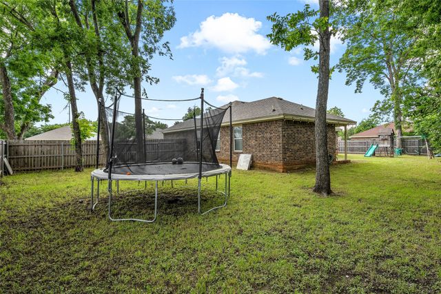 201 Woodland Boulevard, Bellmead, TX 76705