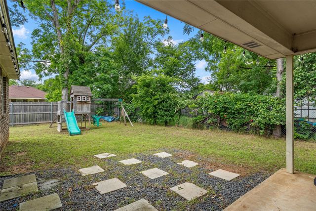 201 Woodland Boulevard, Bellmead, TX 76705