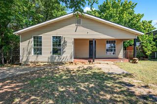 205 Bond Street, Denison, TX 75020