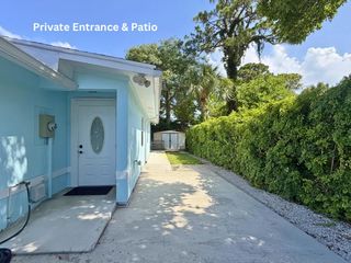 6100 Francis Street B, Jupiter, FL 33458
