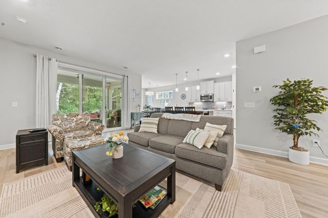 13808 Geneva Avenue N, Hugo, MN 55038