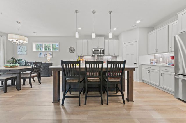13808 Geneva Avenue N, Hugo, MN 55038