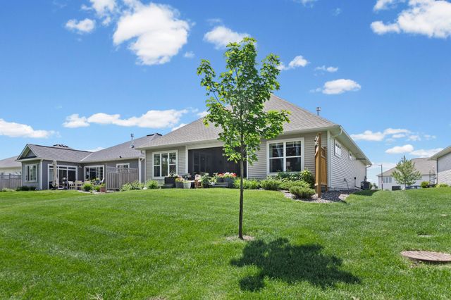 13808 Geneva Avenue N, Hugo, MN 55038