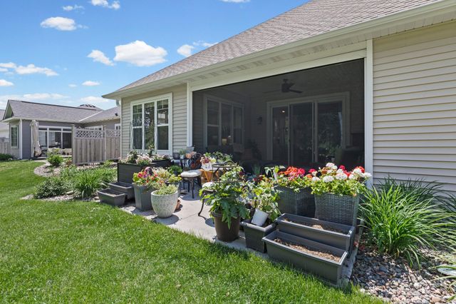 13808 Geneva Avenue N, Hugo, MN 55038