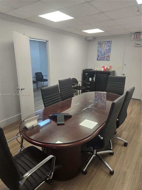 909 N Miami Beach Blvd 202, North Miami Beach, FL 33162