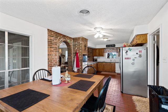 8166 Riley Road, Bryan, TX 77808