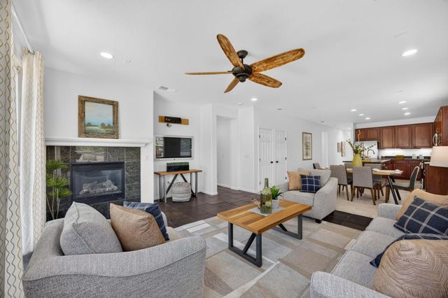 410 Greg Thatch Cir, Sacramento, CA 95835