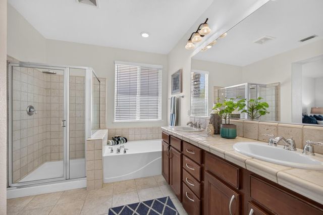 410 Greg Thatch Cir, Sacramento, CA 95835