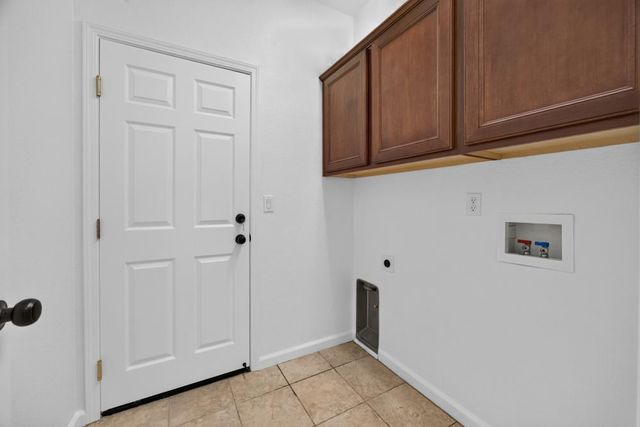 410 Greg Thatch Cir, Sacramento, CA 95835