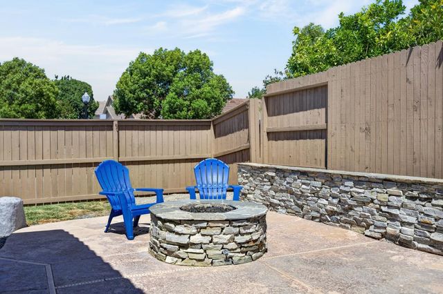 410 Greg Thatch Cir, Sacramento, CA 95835