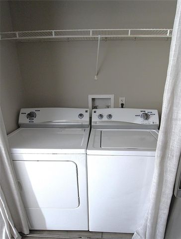 8115 45TH COURT E 7, Sarasota, FL 34243