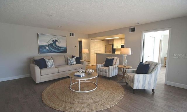 8115 45TH COURT E 7, Sarasota, FL 34243