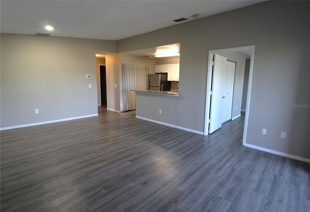 8115 45TH COURT E 7, Sarasota, FL 34243