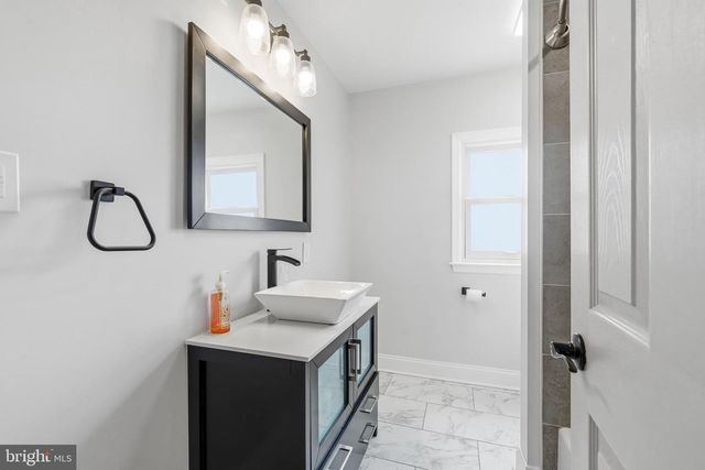 7 HILLSIDE RD, Stratford, NJ 08084