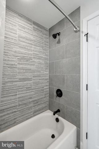 7 HILLSIDE RD, Stratford, NJ 08084