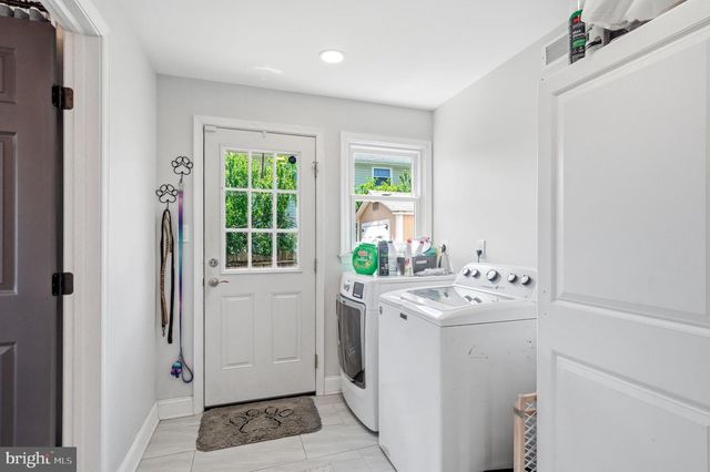 7 HILLSIDE RD, Stratford, NJ 08084