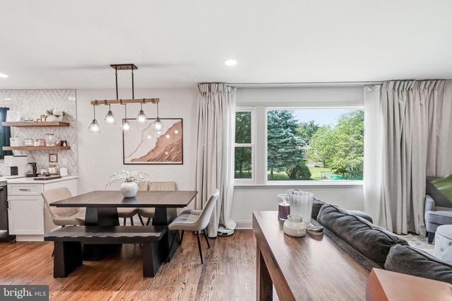 7 HILLSIDE RD, Stratford, NJ 08084