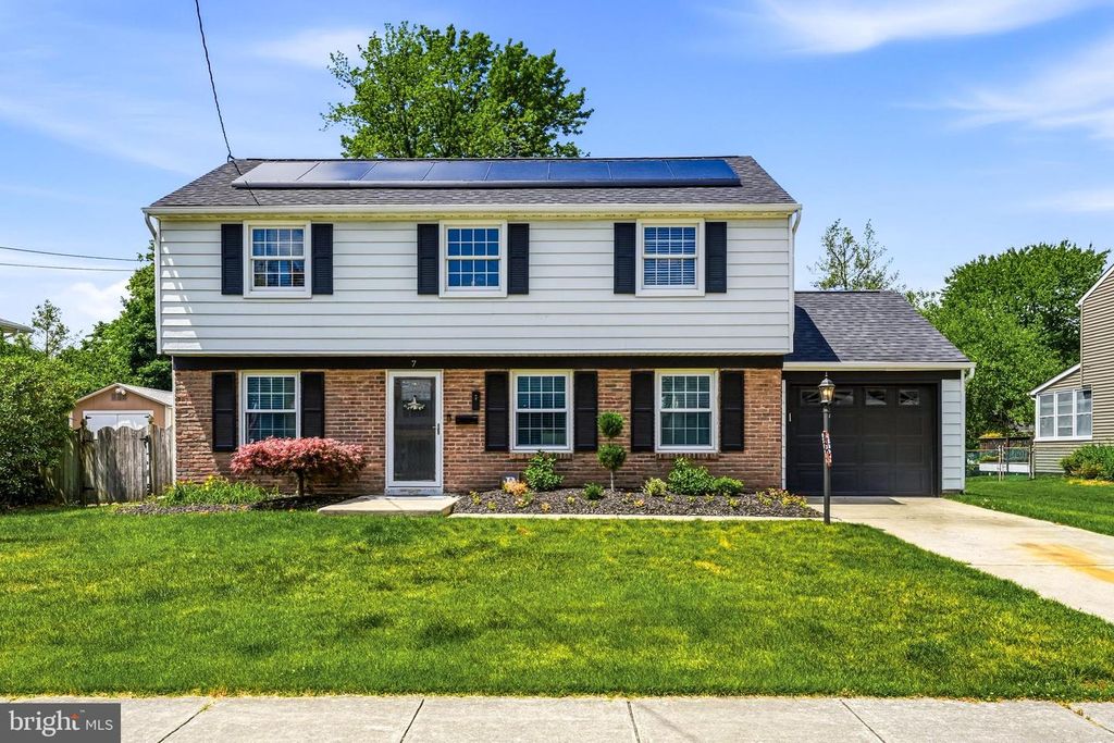 7 HILLSIDE RD, Stratford, NJ 08084