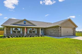 6234 Pineapple Dr, Milton, FL 32570
