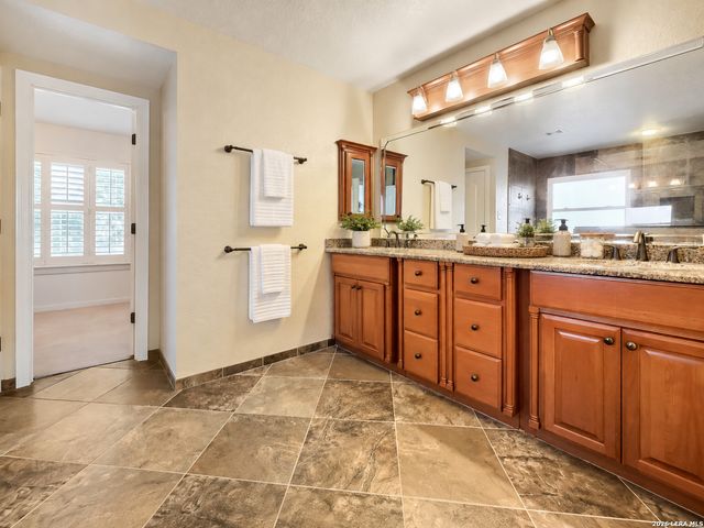 4422 Nugget Peak, San Antonio, TX 78259