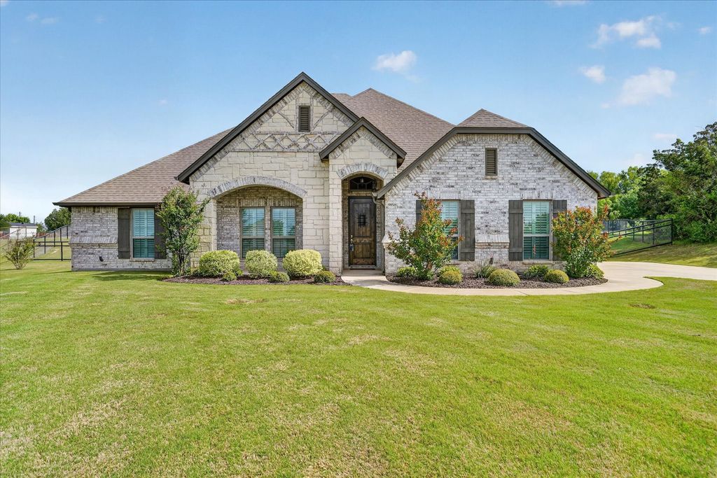 1019 Merriam Court, Weatherford, TX 76087