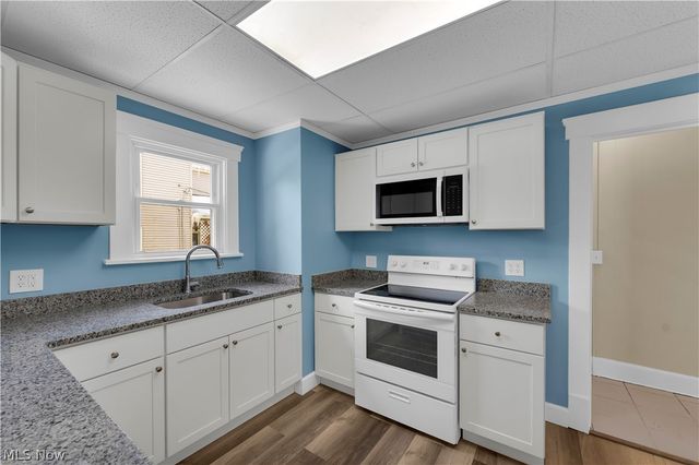 508 12th Street, Elyria, OH 44035