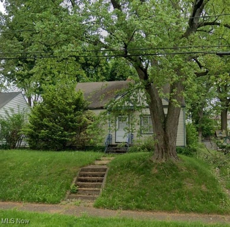 821 Cree Avenue, Akron, OH 44305