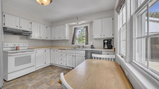674 Grace AVENUE, Fond Du Lac, WI 54935