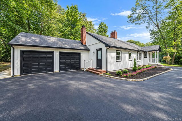 15 Sands Lane, Port Jefferson Village, NY 11777