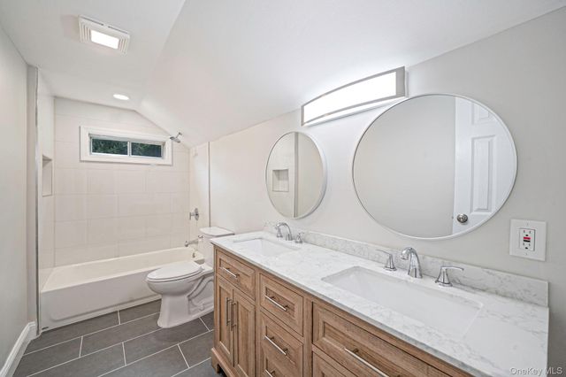 15 Sands Lane, Port Jefferson Village, NY 11777
