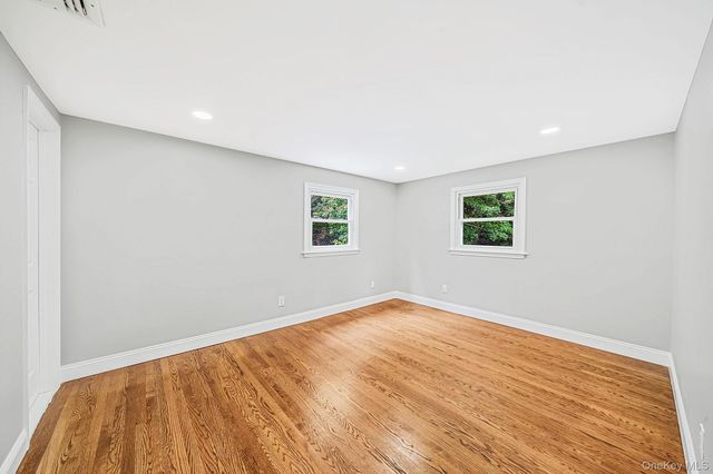 15 Sands Lane, Port Jefferson Village, NY 11777