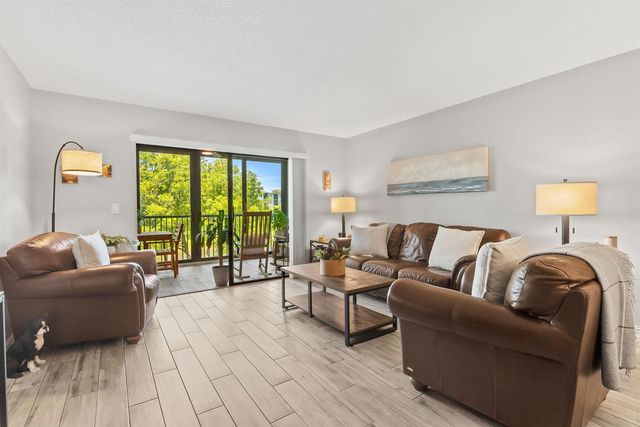 2215 Cypress Island Drive 301, Pompano Beach, FL 33069