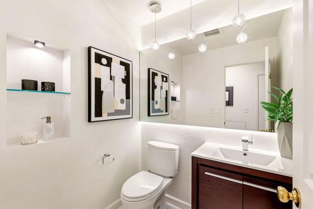 201 Flynn Avenue 3, Mountain View, CA 94043